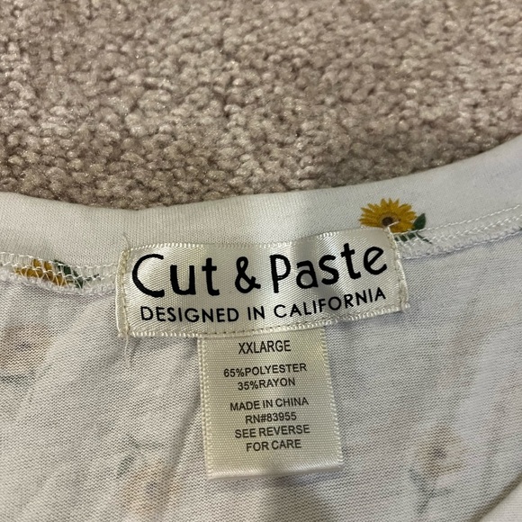Cut & Paste Sunflower Tee - Picture 5 of 6